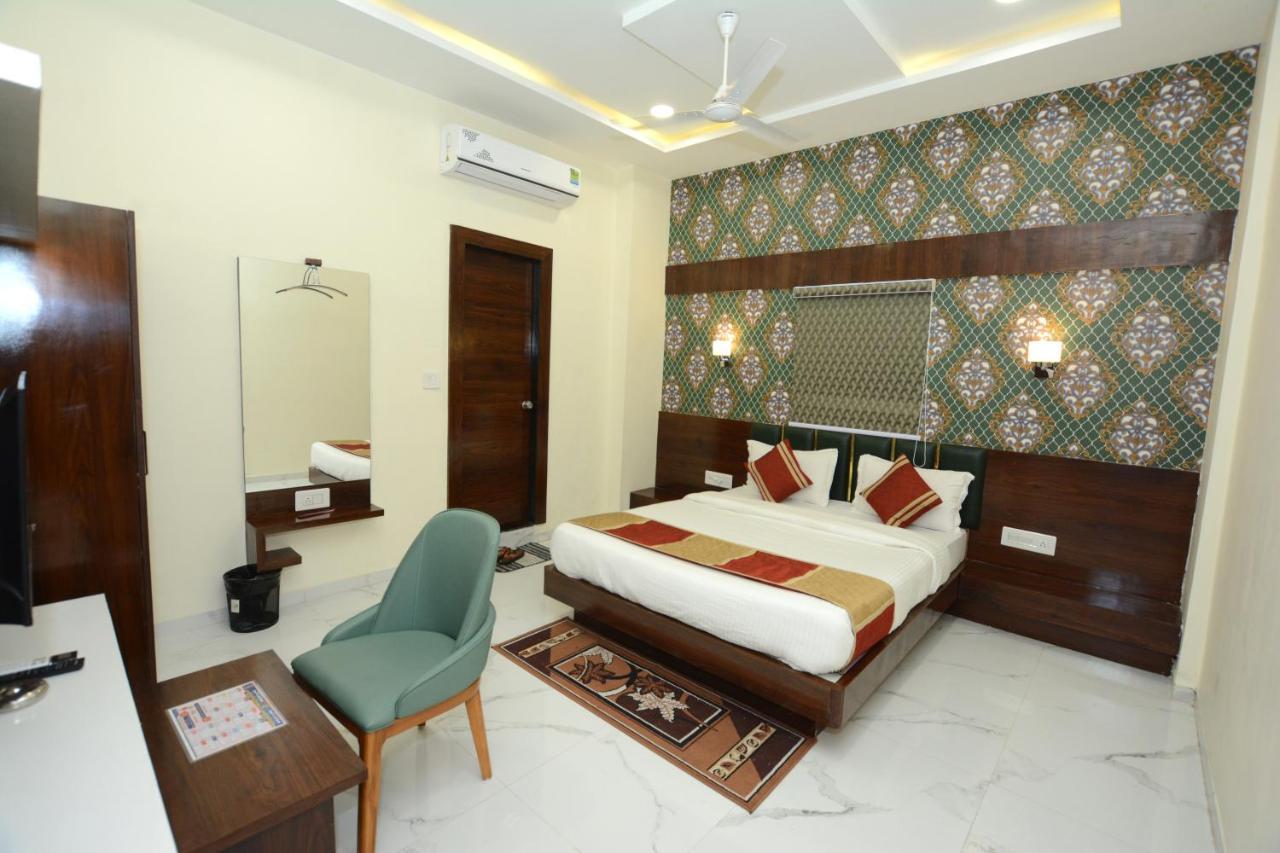 Hotel Villa Inn Ānand Extérieur photo